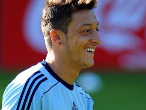 Mesut Özil’e Göre Türkiye Ne Yapmalı ?