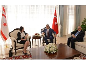 Cumhurbaşkanı Gül, Kktc Meclis Başkanı Siber’le Bir Araya Geldi