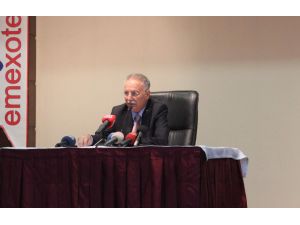 Ekmeleddin İhsanoğlu Gazetecilerle Bir Araya Geldi