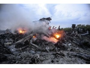 İsyancılar Uçağı Rus Füzelerinin Vurduğunu Saklıyor