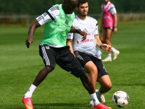 Beşiktaş Yeni Sezon Hazırlıklarına İngiltere’de Devam Ediyor
