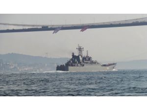 Rus Savaş Gemileri İstanbul Boğazından Geçti