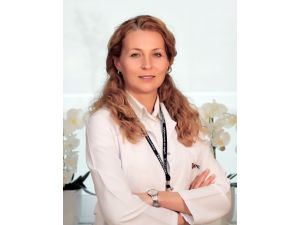 Uzman Dr. Şirin Elmi: Yüzeyinde Köpük Olan Denize Girmeyin