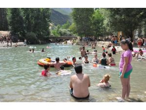 Burası Antalya Değil Munzur Çayı