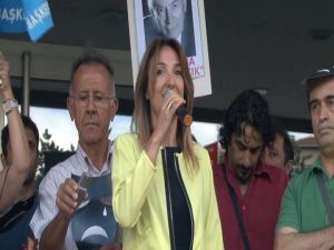 Akün Sahnesi İhalesine Tiyatrolu Protesto