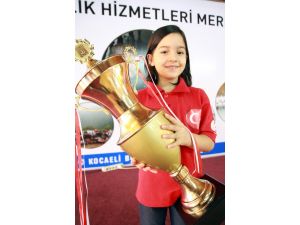 Gazetede Okuduğu Satranç Oyuncusunu Örnek Aldı Hayatı Değişti