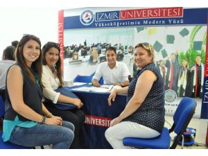 İstanbul Ve Amerika’nın Gözü İzmir Üniversitesinde