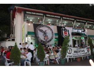 Beşiktaş Taraftarları İftarda Buluştu