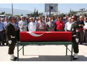Çatışmada Şehit Olan Er Toprağa Verildi