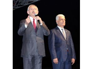 Kılıçdaroğlu, İftar Yemeğinde Çatı Adayına Oy İstedi