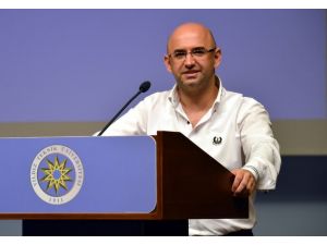 Ümit Sanlav: “Sosyal Medyanın Güvenilirlik Sorunu Var”