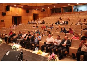 Boş Salonda Kuran Ziyafeti