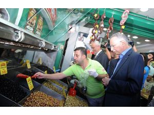 İhsanoğlu’na “Oyuncak Olma” Tepkisi