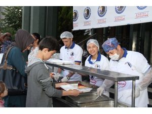 Kartal’da Ramazan Coşkusu Sürüyor