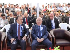 Tbmm Başkanı Cemil Çiçek: “İslam Dünyası Üçüncü Kanlı Dönemini Yaşıyor”