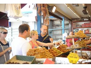 Bayram Öncesi Mısır Çarşısında Alışveriş Yoğunluğu