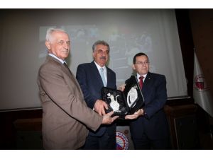Gümrük Ve Ticaret Bakanı Hayati Yazıcı Trabzon’da İş Adamları İle Buluştu