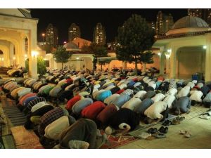 Kadir Gecesi’nde Gazze Unutulmadı