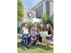 Yaşar Üniversitesi Tercihlerde Zirvede