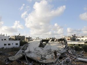 İsrail Bu Kez Okul Vurdu: En Az 13 Ölü