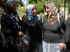 Diyarbakır’da Eylem Yapan Aile Oğullarına Kavuştu