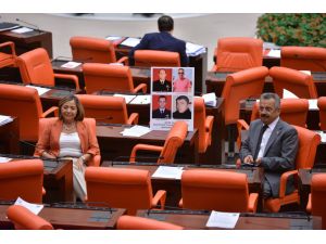 Chp’li Vekilden Casusluk Davası Sanıklarına Dövizli Destek