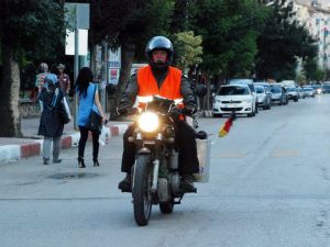 70lik Alman Turist Motosikleti İle Dünyayı Dolaşıyor