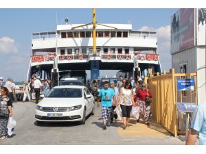 Çanakkale Boğazında Bayram Hareketliliği Başladı