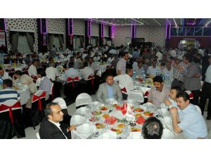 Bakan Eker, Mahalli İdareler Derneği’nin İftar Programına Katıldı