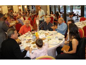 Türkiye Spor Yazarları Derneği (Tsyd) İftar Yemeği Verdi
