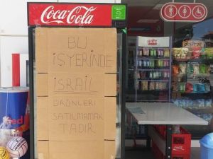 Akaryakıt İstasyonunda İsrail Ürünleri Satıştan Kaldırıldı