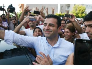 Cumhurbaşkanı Adayı Selahattin Demirtaş: