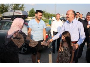 Sağlık Bakanı Müezzinoğlu, Kapıkule Sınır Kapısı’nda Seçim Sandıklarını Denetledi