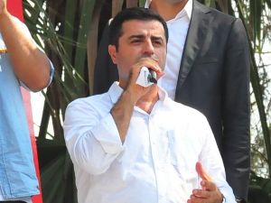 Büyük Bir Gafa İmza Attı