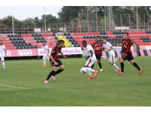 Galatasaray’ın Hazırlık Maçında Sürpriz İsim