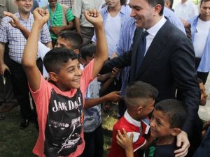 Güvenlikçinin Kovduğu Çocuklar Bakandan Park İstedi