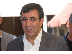 Bakan Yılmaz: Buruk Bir Bayram Yaşıyoruz