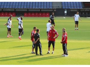 Beşiktaş, Feyenoord Hazırlıklarını Tamamladı