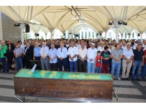 Eski Bakan Cemal Büyükbaş, Dualarla Son Yolculuğuna Uğurlandı