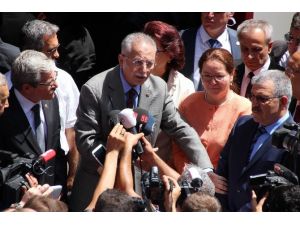 Madımak Kurbanlarına Fatiha Okudu