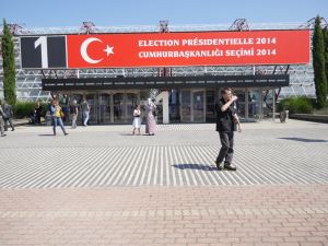 Cumhurbaşkanlığı Seçimi İçin Paris’te Oy Verme İşlemi Başladı
