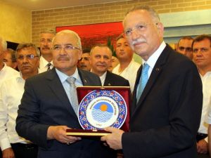 Cumhurbaşkanı Çimento Gibi Olacak