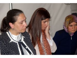 Vekiller Gözyaşlarına Boğuldu