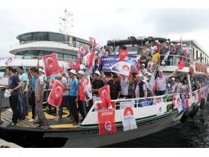 Gemilerle Mitinge Akın Ettiler