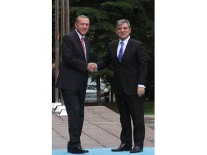Cumhurbaşkanı Gülden Başbakan Erdoğana Veda Ziyareti