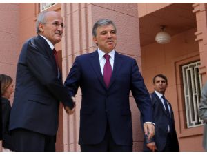 Cumhurbaşkan Gül, Yargıtay Başkanı Alkana Veda Ziyaretinde Bulundu