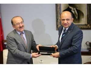 Bakan Fikri Işık Trabzon’da