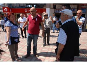 85 Yaşındaki Adamı Evlenme Vaadiyle Dolandırmaya Kalktılar