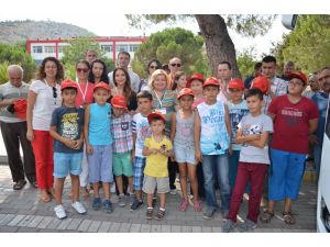 Somalı Çocukların Maç Heyecanı