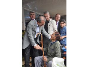 Gıda, Tarım Ve Hayvancılık Bakanı Eker Hizanda